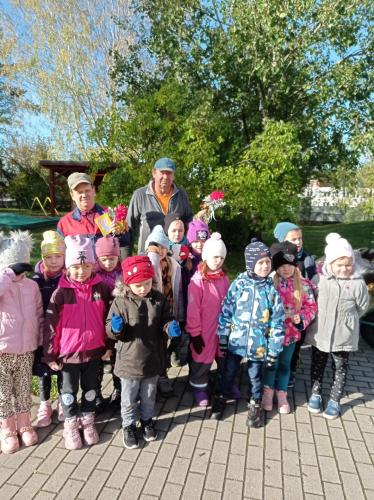 2583c442-1b42-403e-b65c-4aece3e5161c