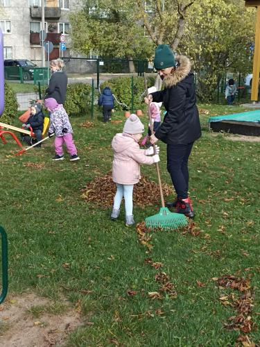 7e066604-8fa0-43d5-86d2-abbad4328032